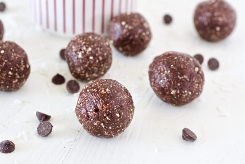 chocolate peppermint energy bites