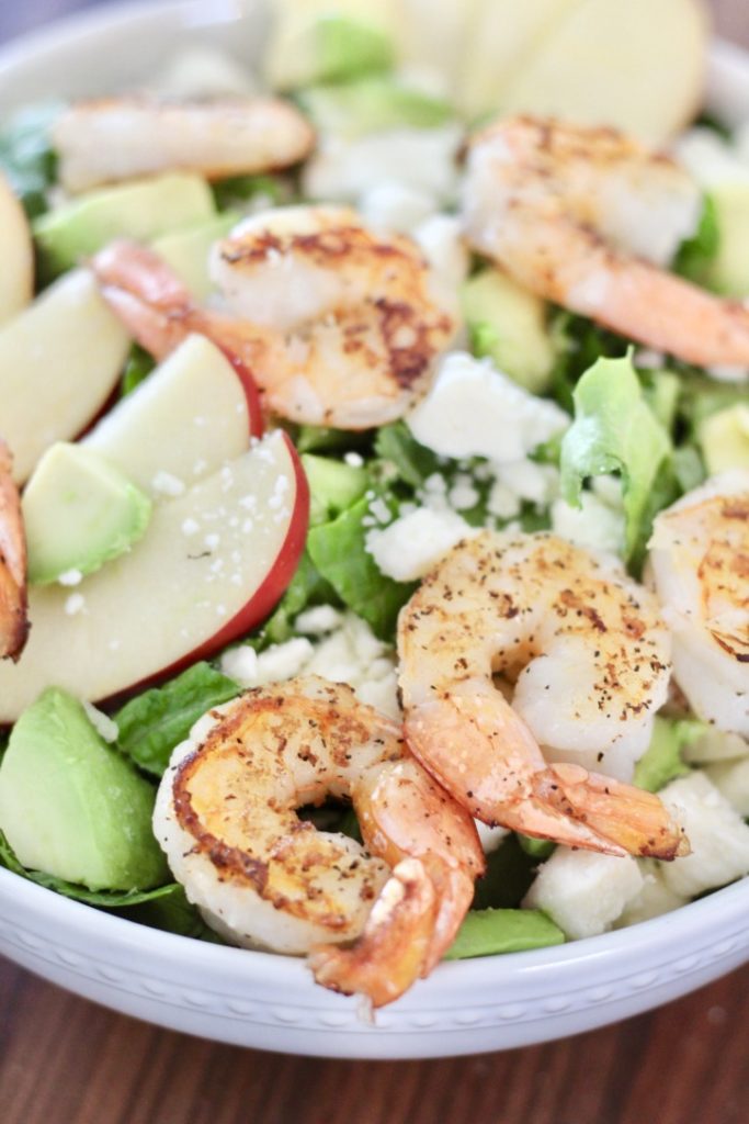 close up shrimp on salad how to cook shrimp