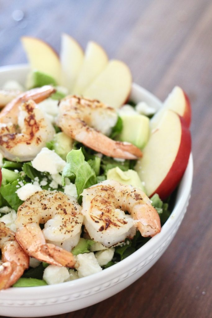 https://www.milkandhoneynutrition.com/wp-content/uploads/2019/01/how-to-cook-shrimp-4-683x1024.jpg