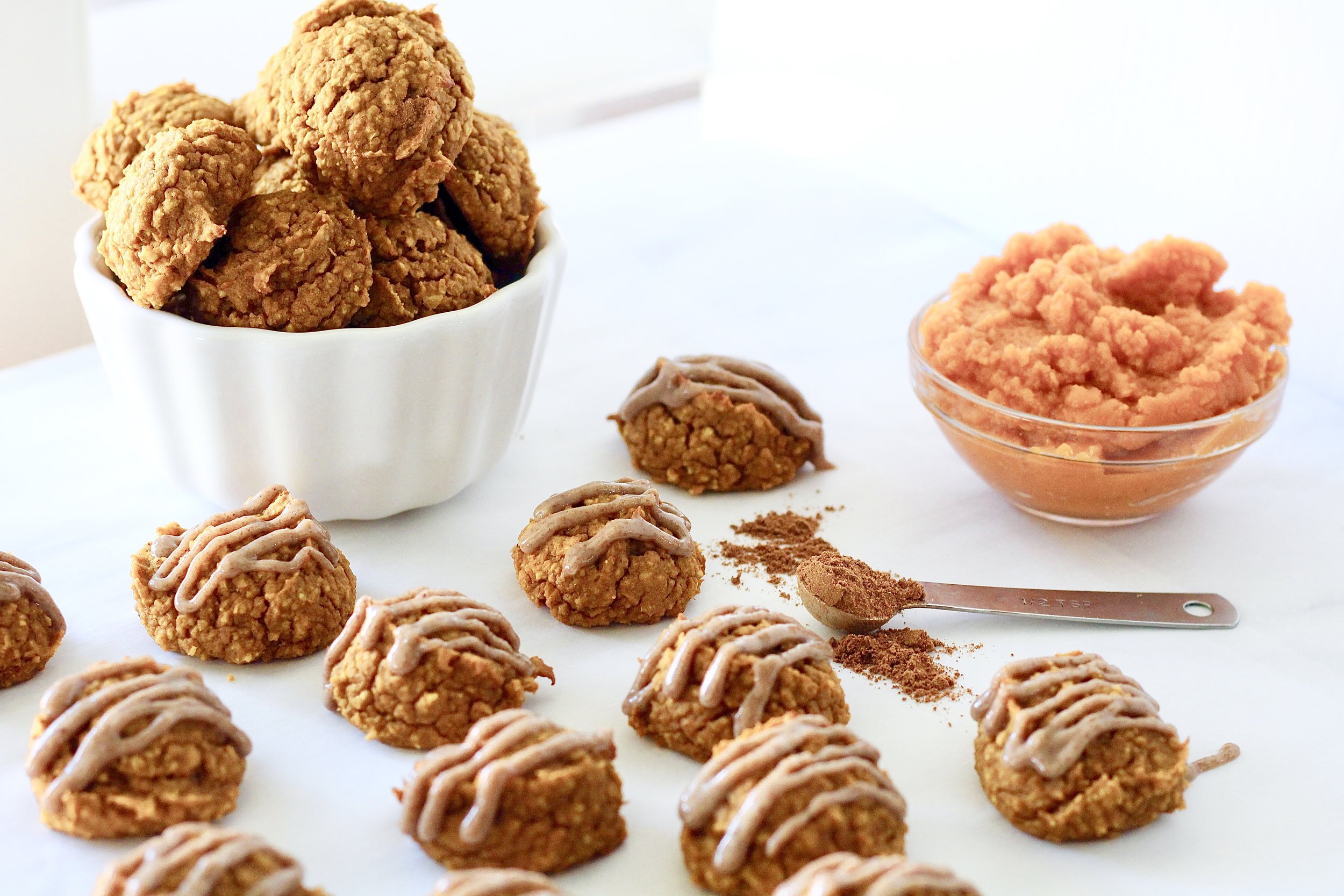 Flourless Pumpkin Spice Cookies | Milk & Honey Nutrition Flourless Pumpkin Spice Cookies