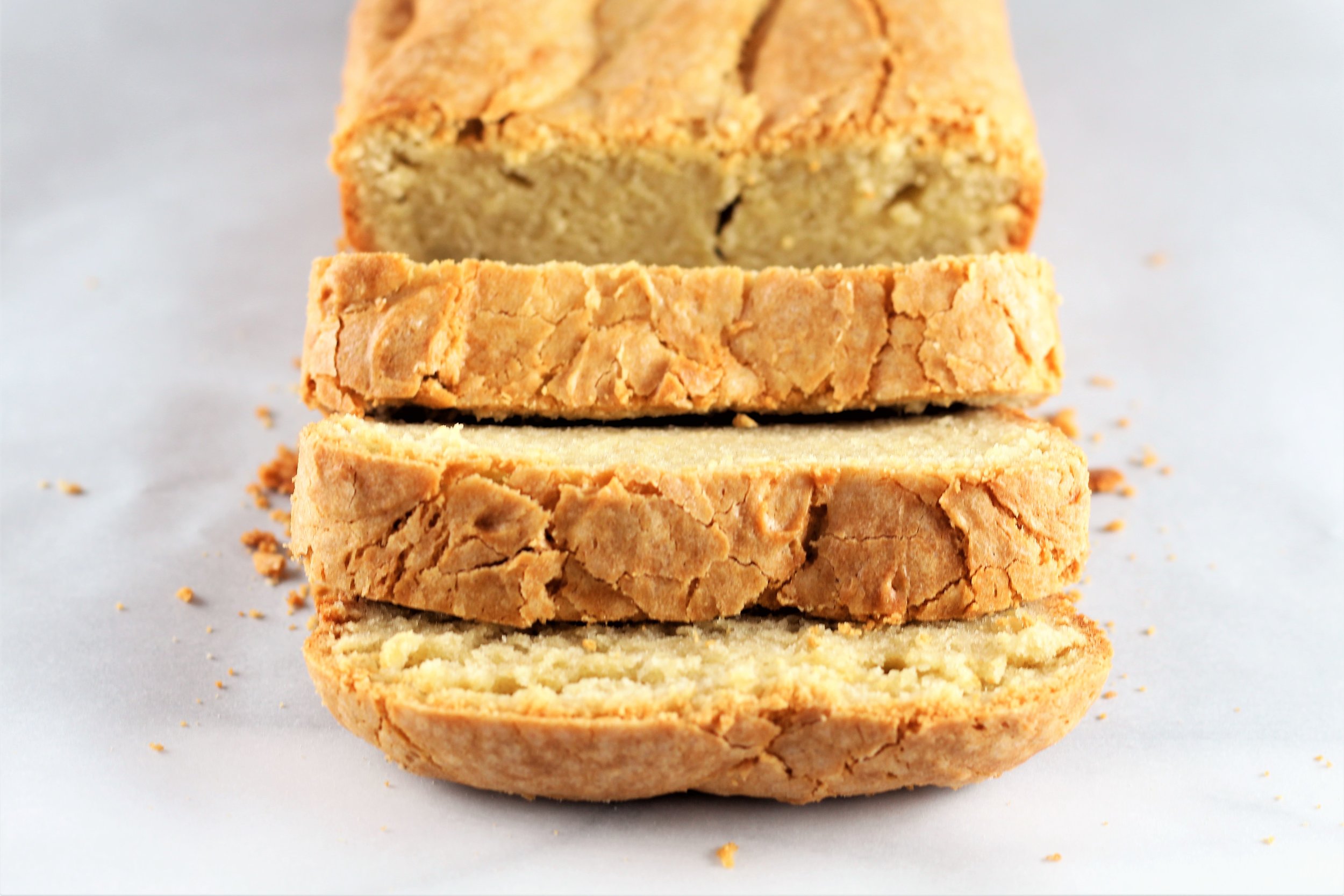  Grandma's Almond Poundcake 