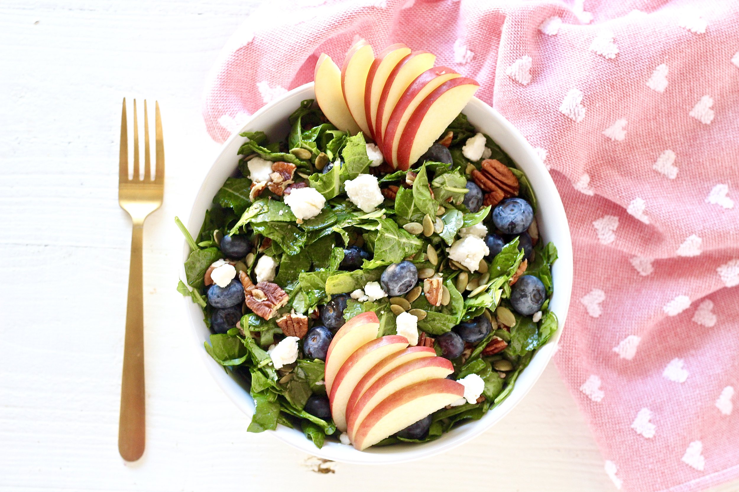  Heart Healthy Blueberry Apple Salad 