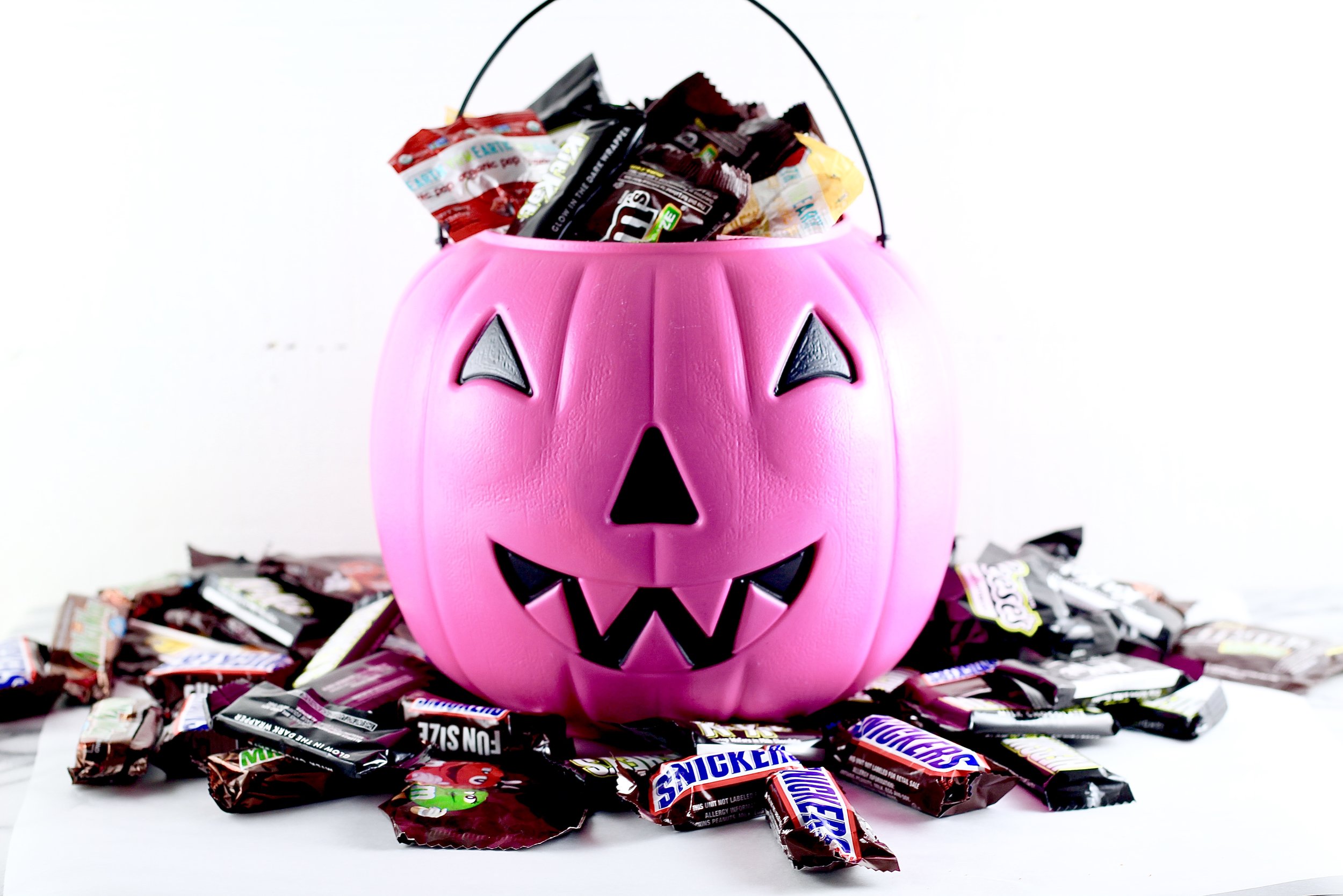 How to handle Halloween candy and kids