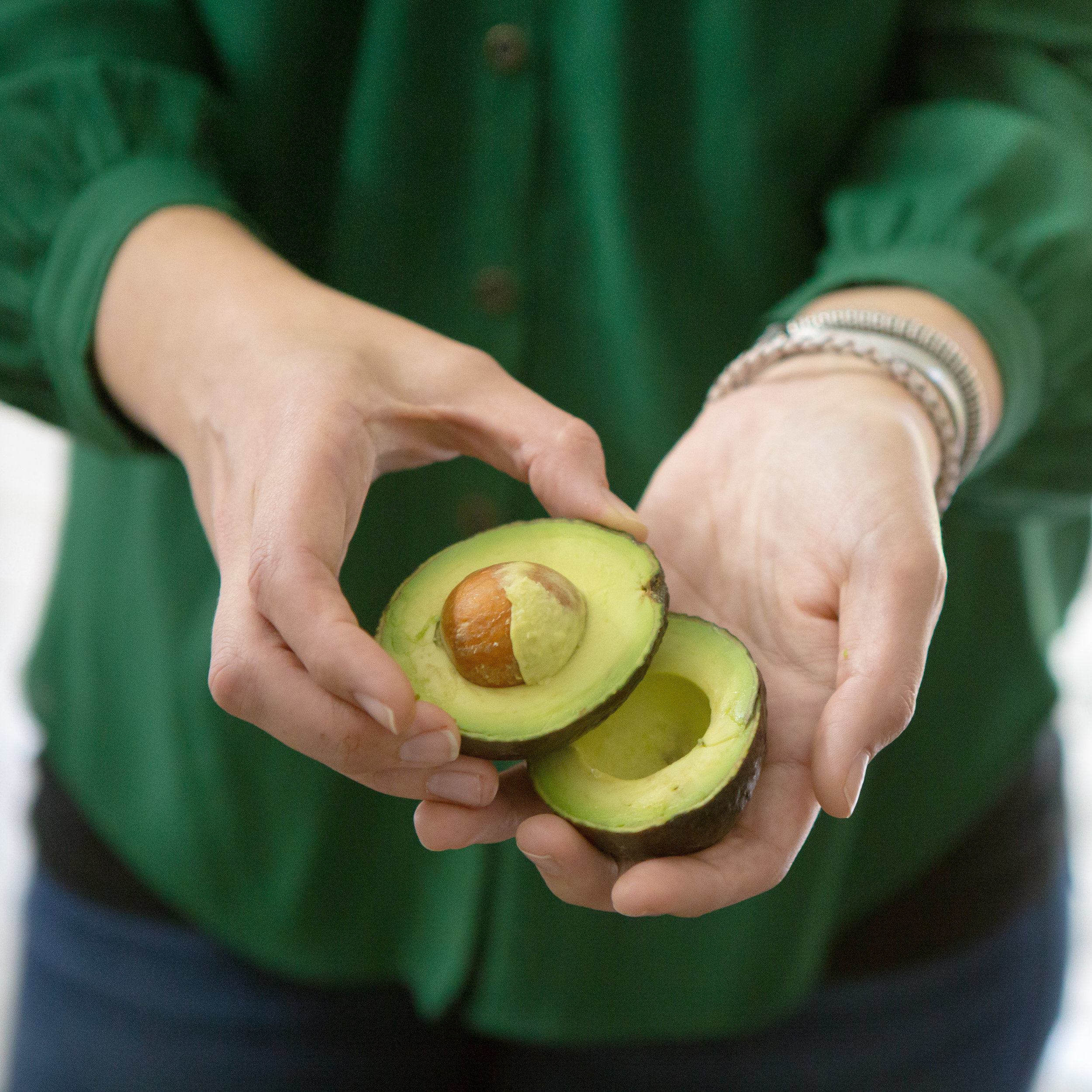  How to host an avocado brunch 