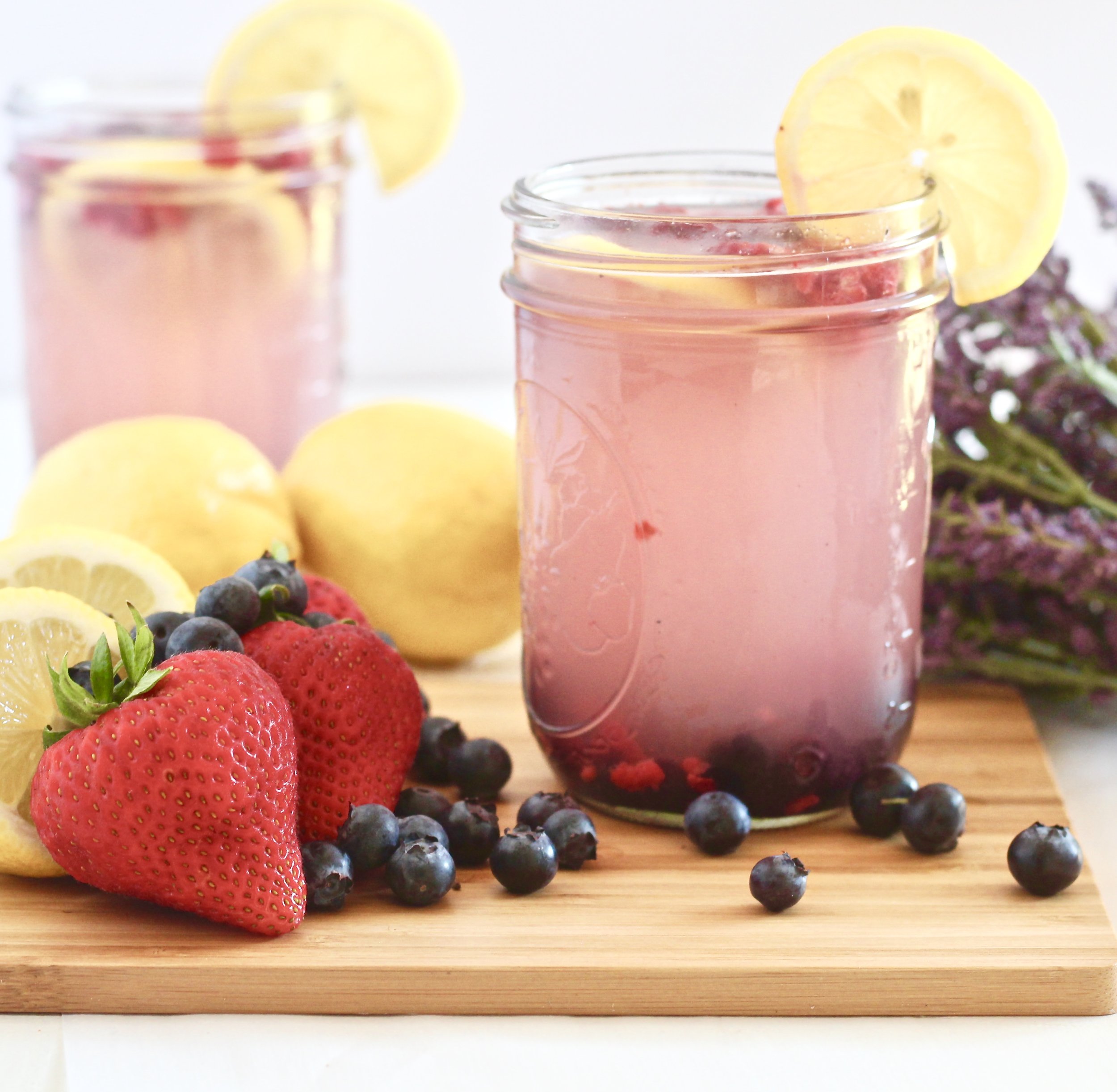 Lavender Berry Sparkling Lemonade