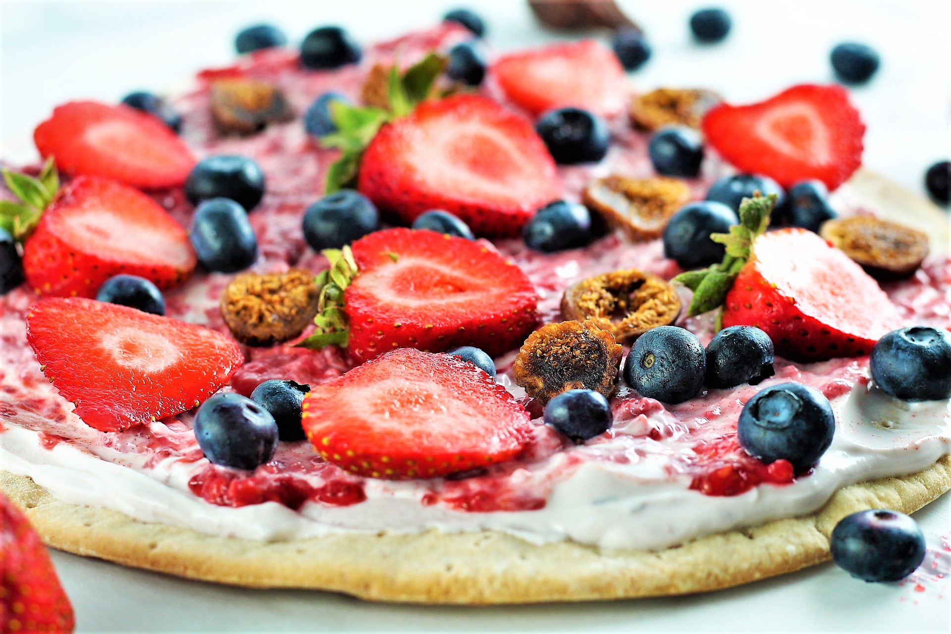 Low Sugar Fruit Pizza