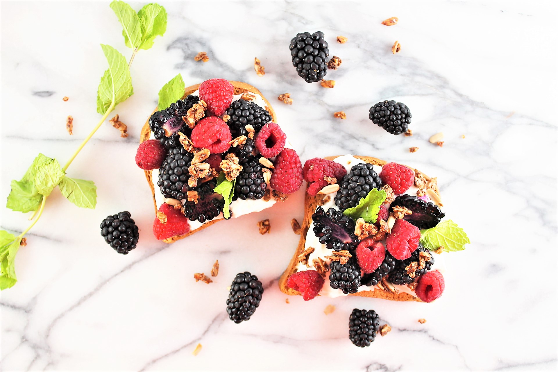  Berry Minty Toast 