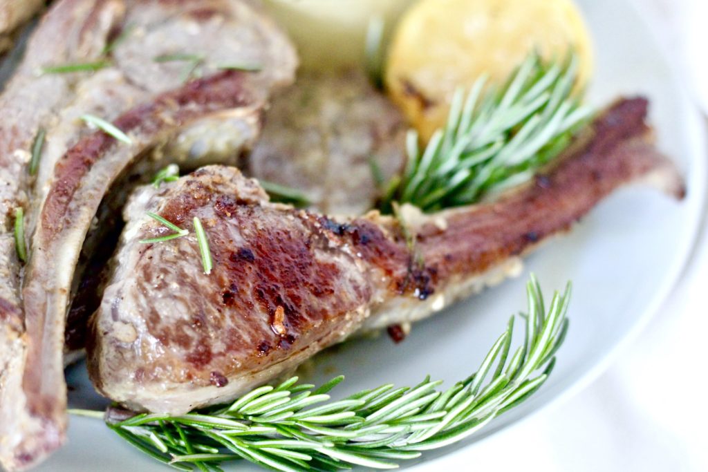 Super Simple Lamb Lollipops up close with herbs