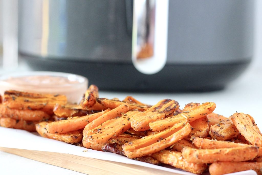 Air Fryer Carrot Fries (Kid-Friendly Veggie Side Dish!) - High Chair  Chronicles