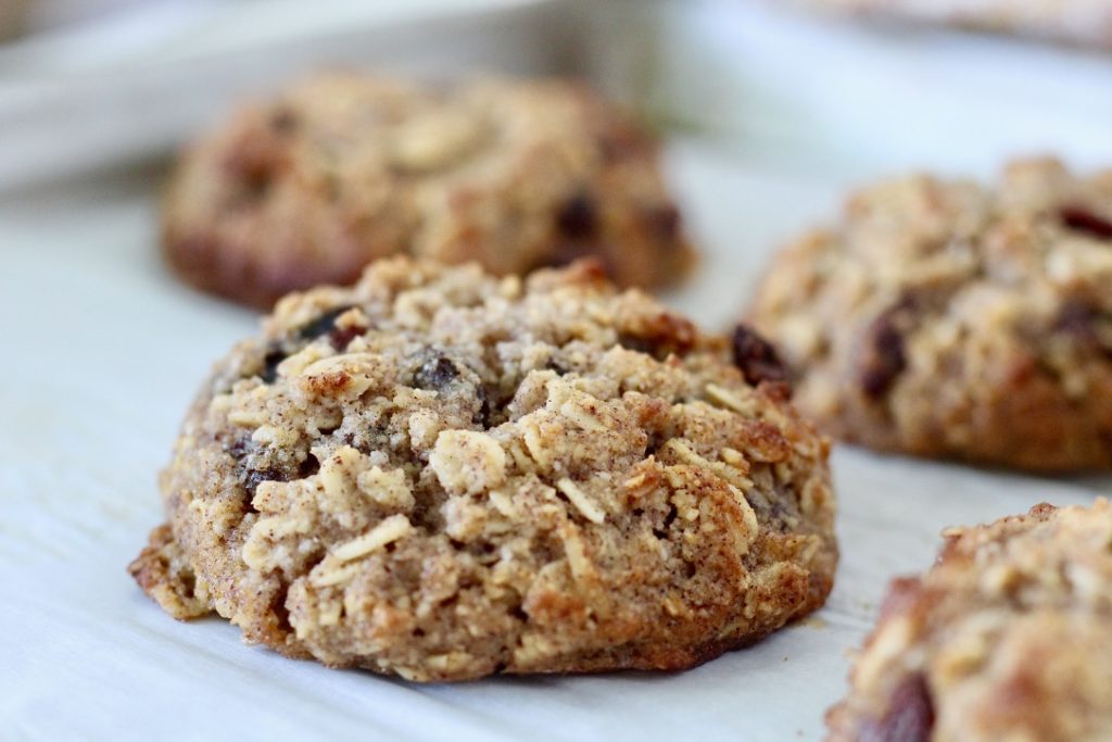 fluffy oatmeal raisin breakfast cookie