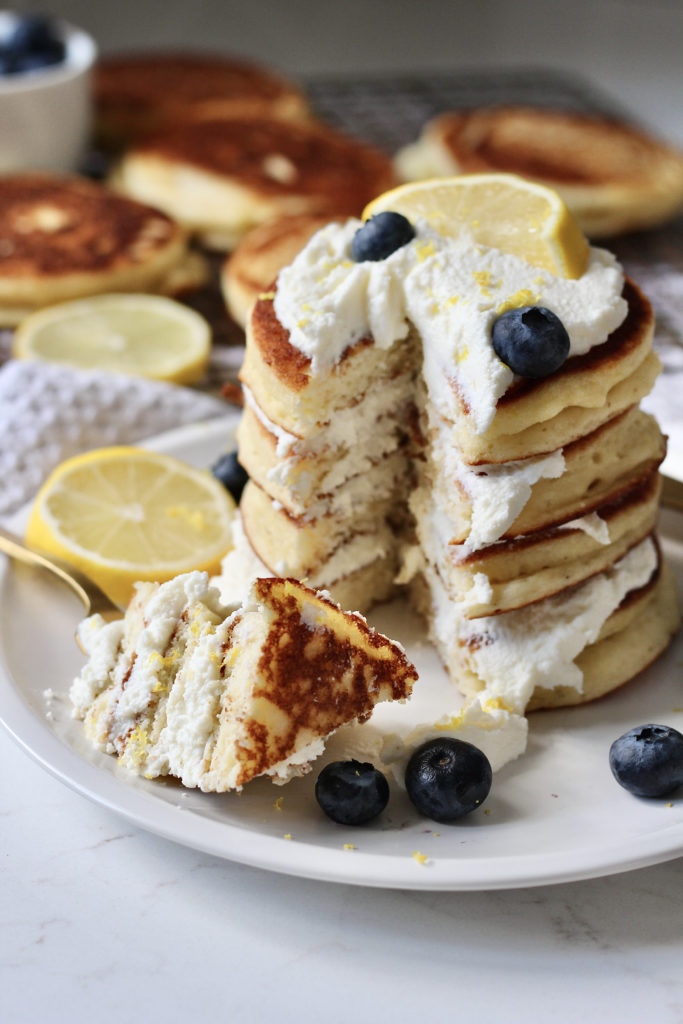 Lemon ricotta pancakes 12 | Milk & Honey Nutrition lemon ricotta pancakes with blueberries