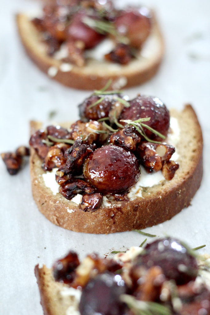 roasted grapes on toast with goat cheese