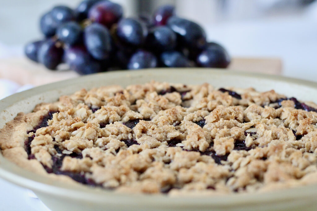 grape pie with black seedless grapes